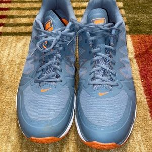 Nike Cross Trainer Athletic Shoe